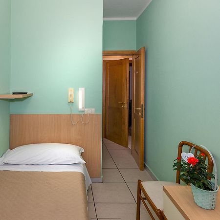 Hotel Villa Benvenuti Viareggio Esterno foto