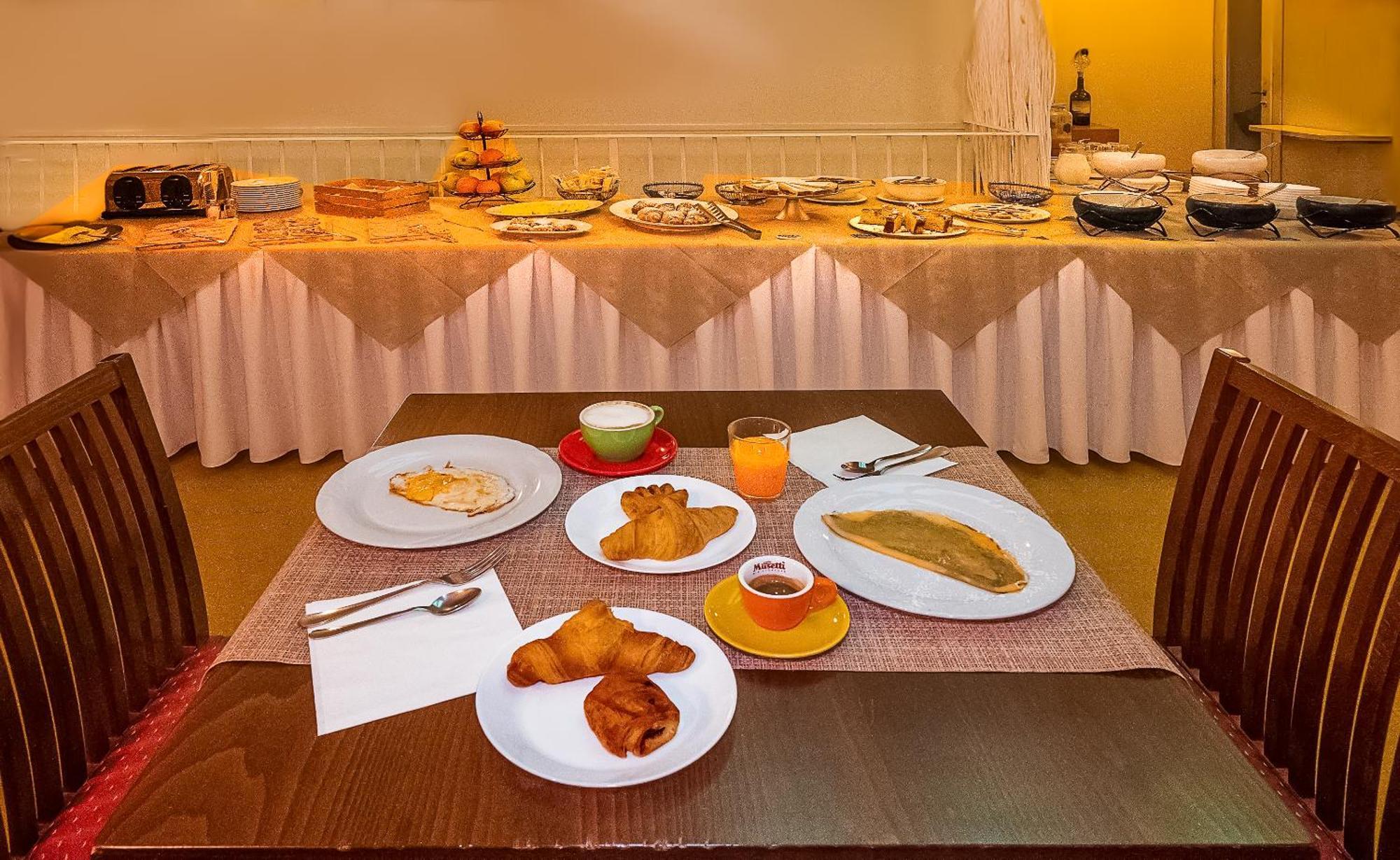 Hotel Villa Benvenuti Viareggio Esterno foto